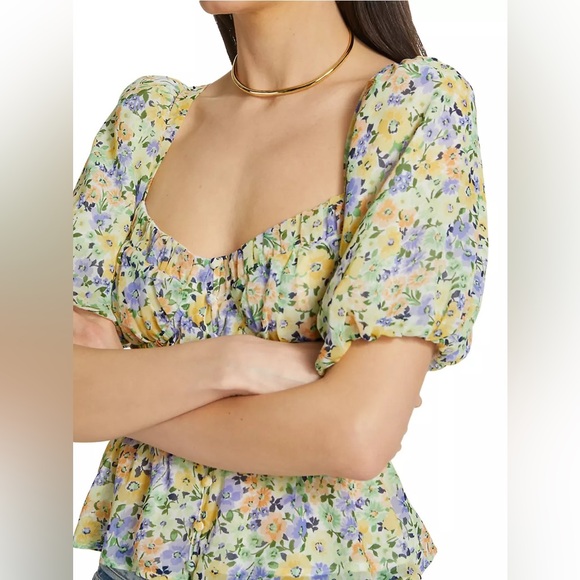 ASTR Clairemont Puff-Sleeve Top - Picture 3 of 12